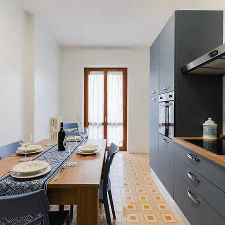 Casa Stella Centre - Sea View, Ac & Wifi Holiday home